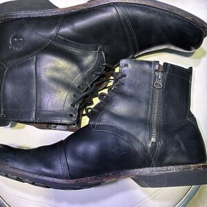 Timberland Men's Black Leather Boots with Zipper 19560 style
